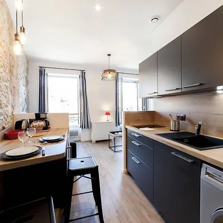 Vieux Avec Vue Sur La Saone Ail Apartment *